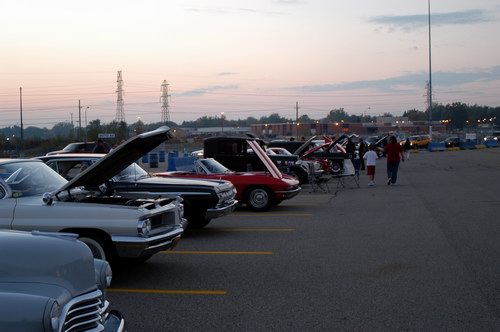 Silverdome Drive-In Theatre - Car Show